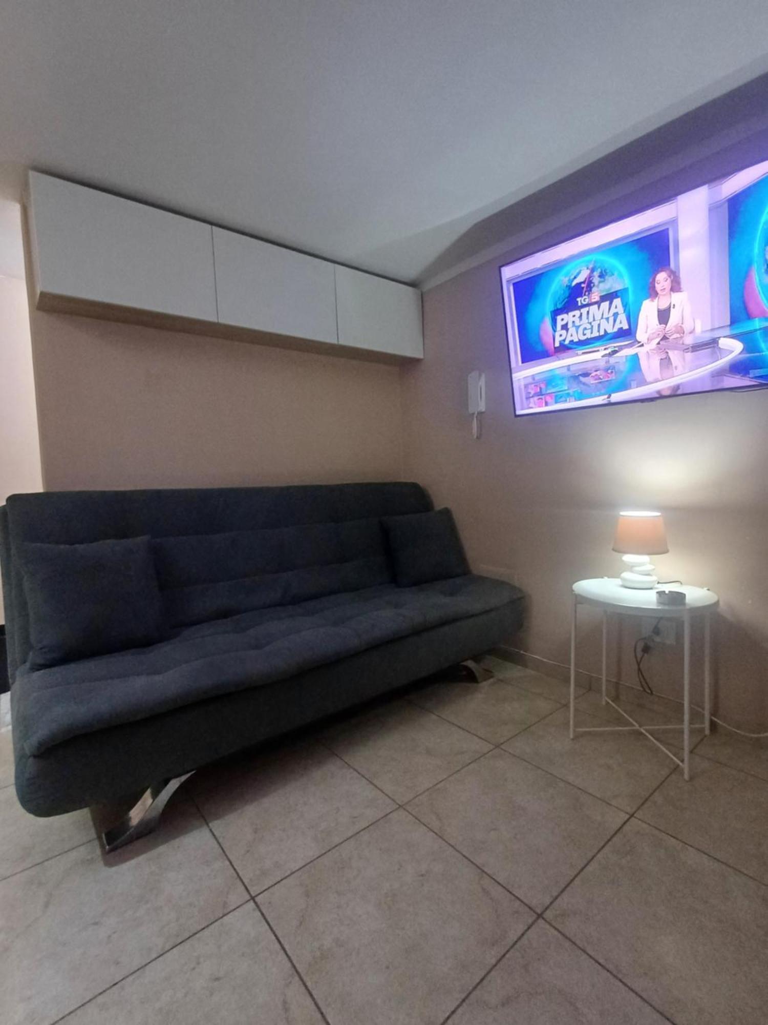 Masaniello'S House Apartment เนเปิลส์ ภายนอก รูปภาพ